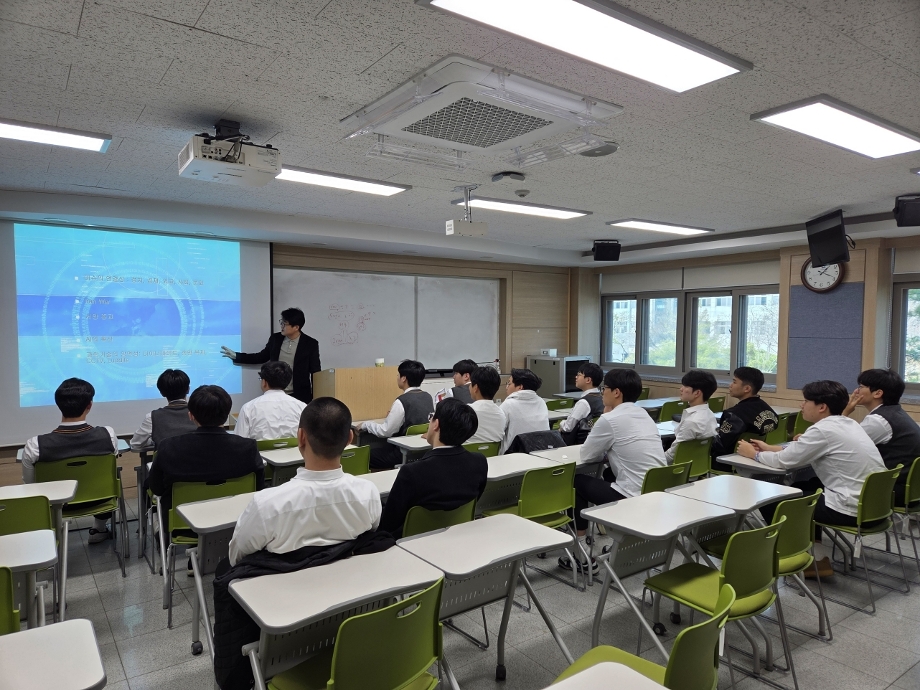Hanbat National University Launches 'Be Together(Hey Yo)’ an Extracurricular Program Supporting Local High School Club Students 이미지